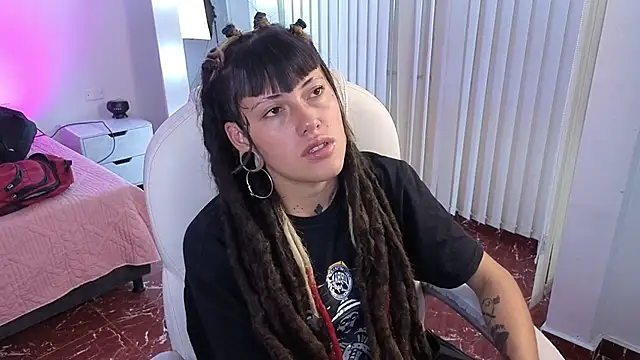 _sharlotte777 webcam