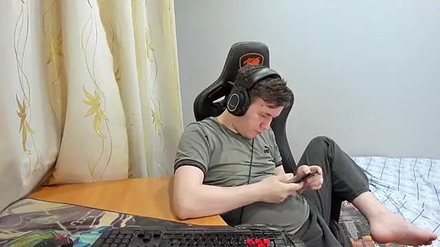 iliaskrislove webcam