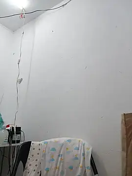 karlythoth@xh webcam