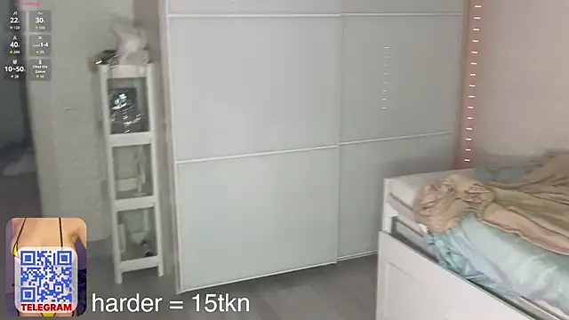 cream_fucks webcam