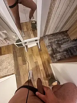 My-body-for-you-free webcam