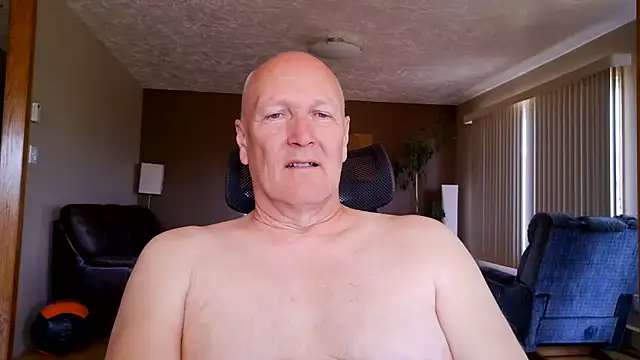 basicant - BasicAnt's free webcam - UK Sex Cams