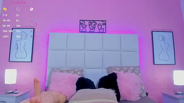 charlotte_kisss webcam