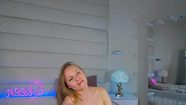 kamilalod - KamilaLod's free webcam - UK Sex Cams