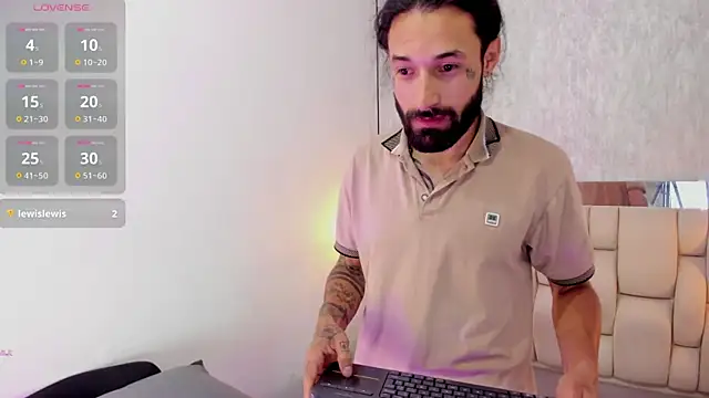 Hisoka_011 webcam