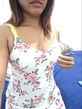 shani_taniya webcam
