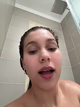 Nikii__ webcam