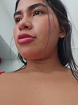 Laura_Maverick webcam