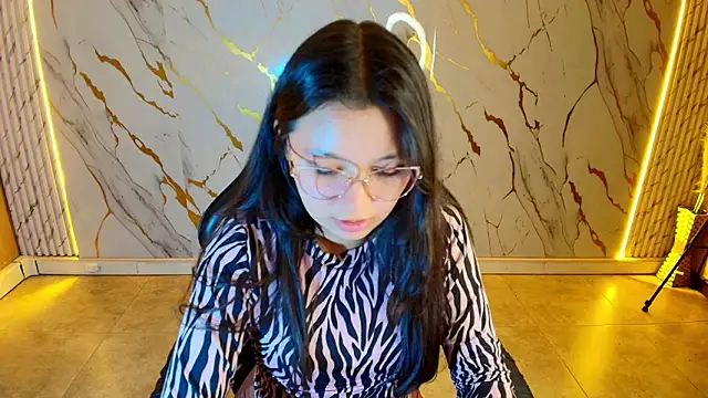 HoneyDoll_tf webcam