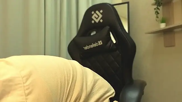 BattyMoll webcam
