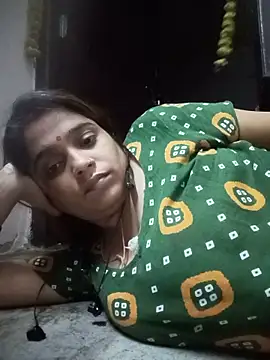Trisha_71 webcam