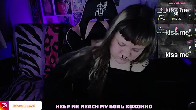 Bdsm_and_fries webcam