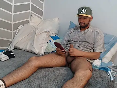 thomass1018 webcam