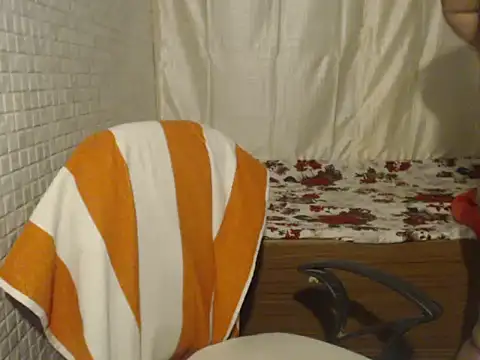 Oh_Maya webcam