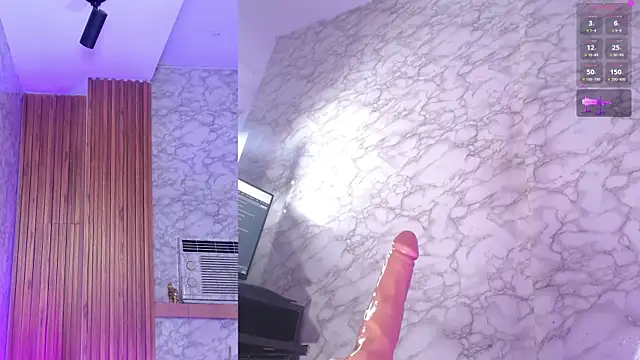 NicoleJons_ webcam