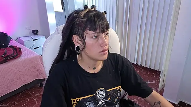 _sharlotte777 webcam