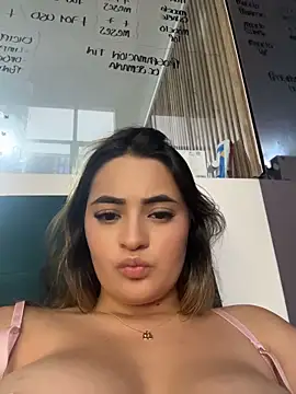 Antonella_Julieta webcam