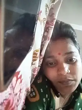 Trisha_71 webcam