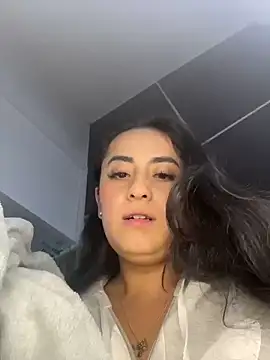 Antonella_Julieta webcam