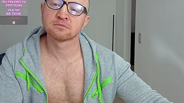kevintyler69 (Ask my age) - 💥Hard Cock💥