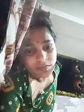 Trisha_71 webcam