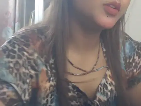 NancyRuvi webcam