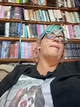Escarlate4you_ webcam