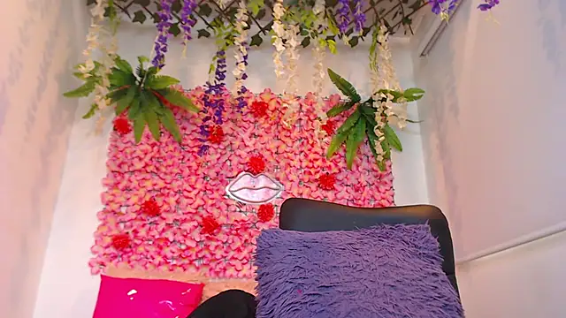 BLONDE_SEXYHOT webcam
