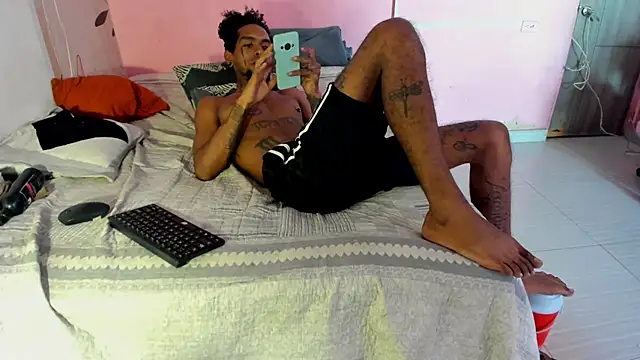 bigblackhotx1 webcam