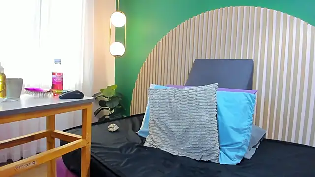 scarlet_edwars webcam