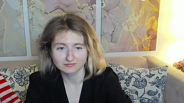 CamillaDreamer webcam