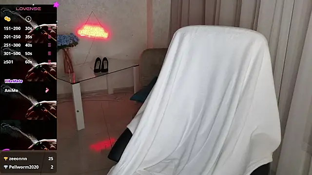 Deborah_lowe webcam