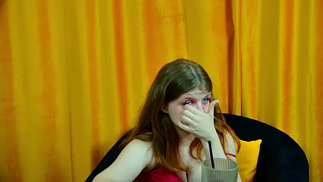 ChloeHalses webcam
