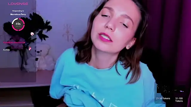 KindHazelHere_ webcam