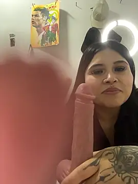 LunnaMoretti webcam