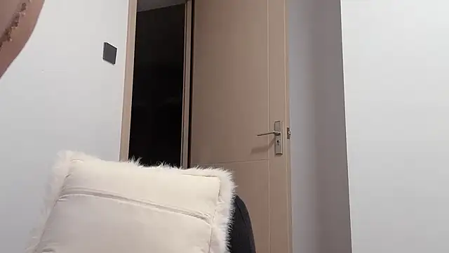 A_girla webcam
