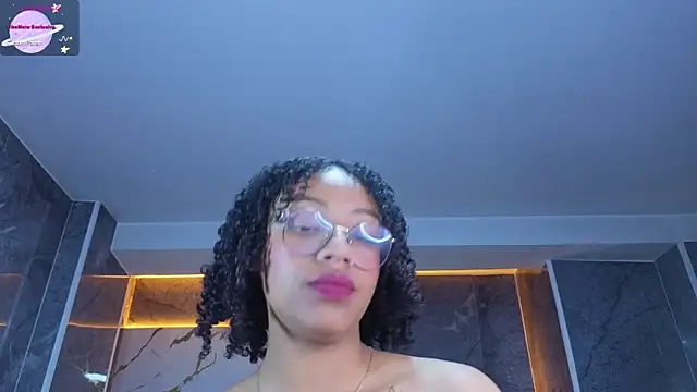 Violeth_b webcam