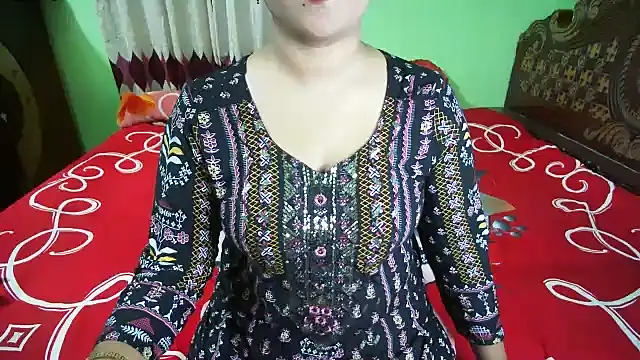 BengaliQueenStar webcam
