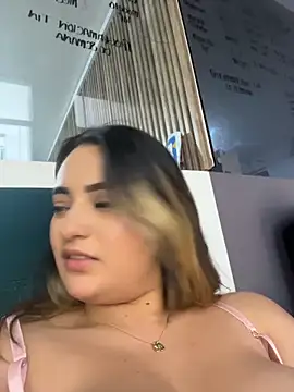 Antonella_Julieta webcam