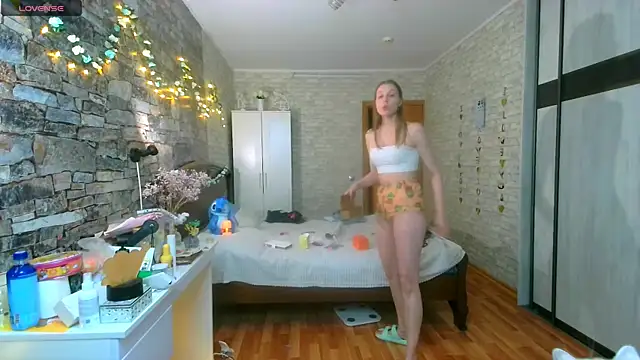 __aphrodita__wow__ - __Aphrodita__wow__'s free webcam - UK Sex Cams