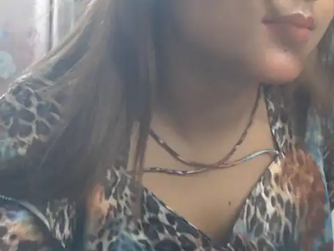 NancyRuvi webcam