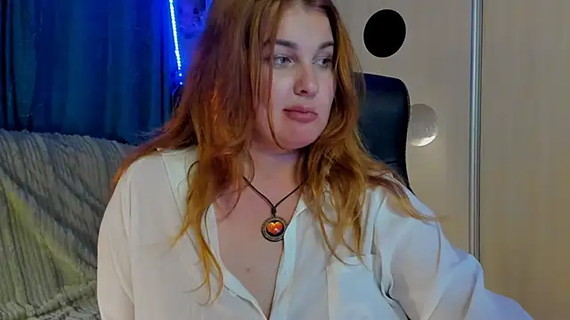 CoraSwon webcam