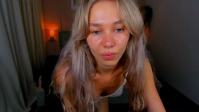 LuluAlis webcam