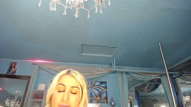 ADRIANNA_FOX webcam
