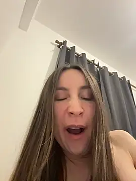 viviandaimond1 webcam