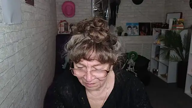 Betty_Brick webcam