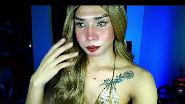 Hotfuckingprincessx webcam
