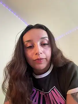CharmingMaddie webcam