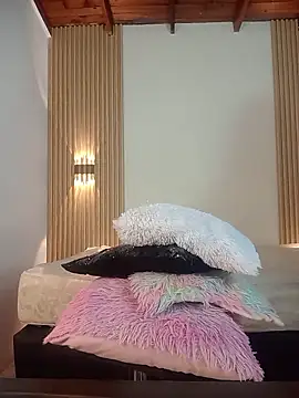 AmyPrice9 webcam