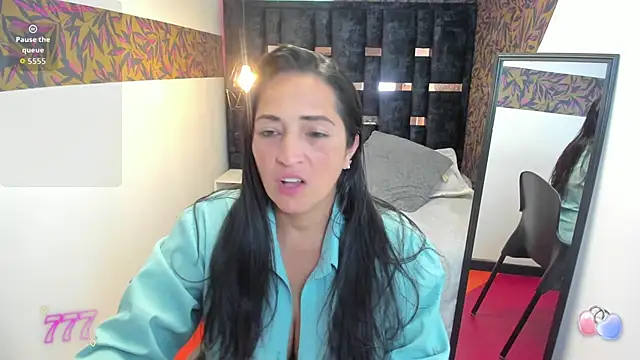 KatteMilf webcam